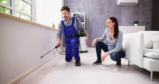 Best Residential Pest Control  in Clearwater, KS